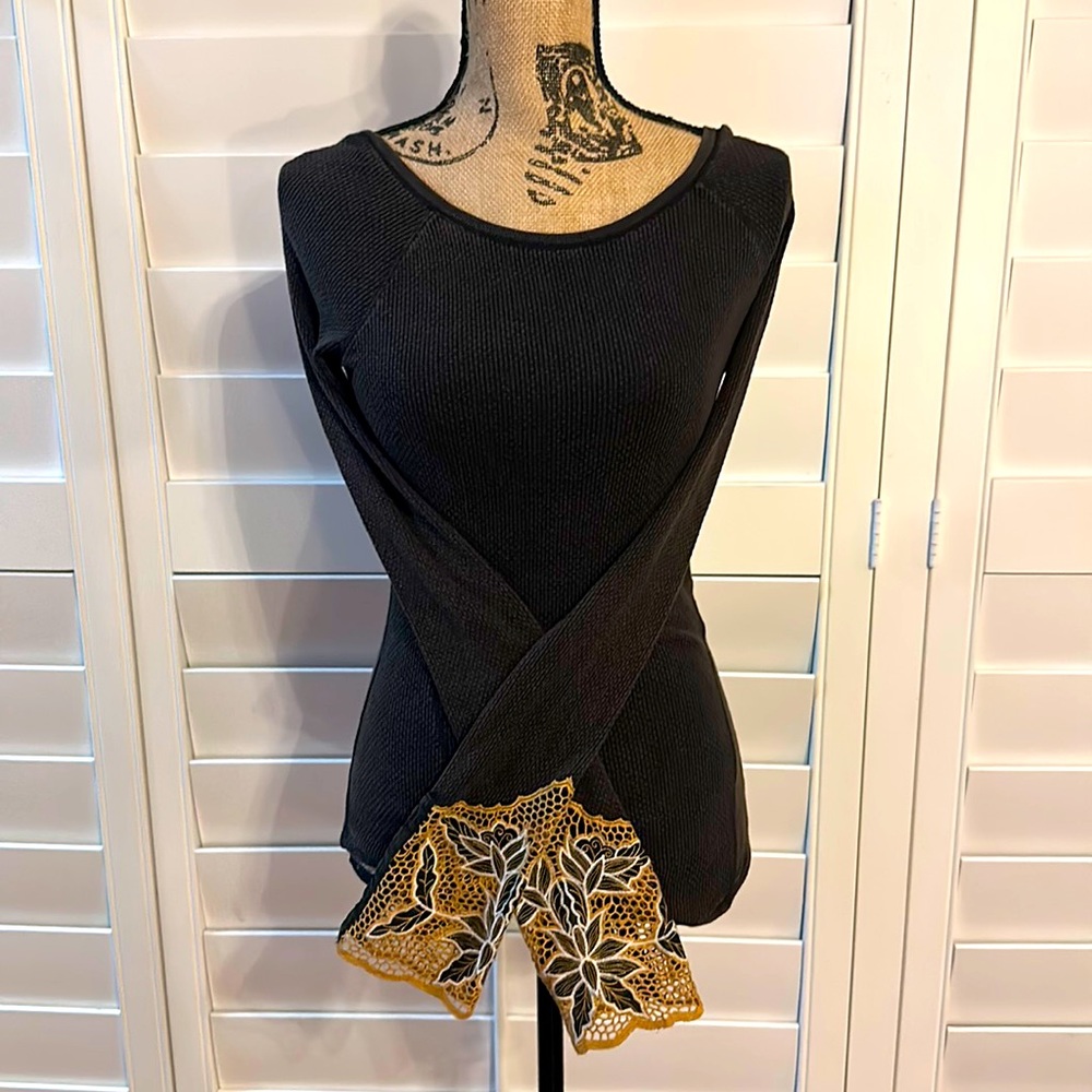 Free People Brown Long Sleeve Top Embroidered Lace Cuffs Scoop Back XS/S